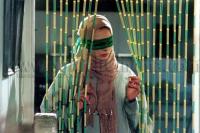 پریوش نظریه در نمایی از فیلم سجده بر آب