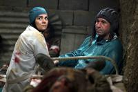 هنگامه قاضیانی و حمید فرخ نژاد در نمایی از فیلم روزهای زندگی